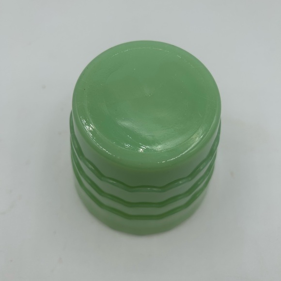 Vintage 1950s Anchor Hocking Fire King Jadeite Scallop Edge Flower Pot Planter - Picture 4 of 5